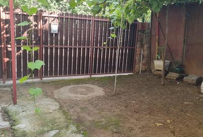 Casă cu 2 camere cu Canalizare în Foișorul de Foc