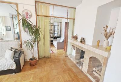 Proprietar inchiriez Apartament 4 Camere Centrul Civic - 2