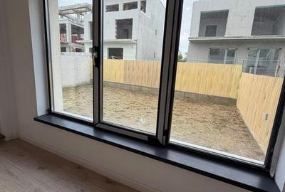 Casă cu 3 camere cu Canalizare în Ultracentral - 51