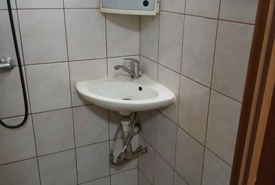 Garsonieră decomandată în Central - 6