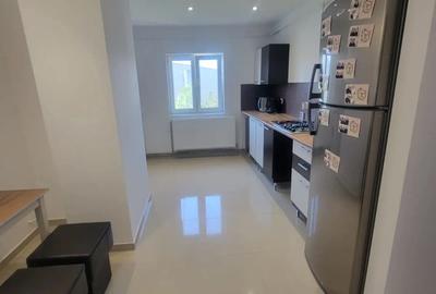 Apartament cu 3 camere în Micro 3 - 5