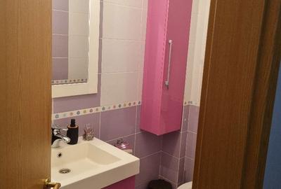 Apartament cu 3 camere decomandat în Central - 8