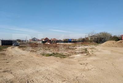 Teren de 905 mp, în Episcopia Bihorului - 1