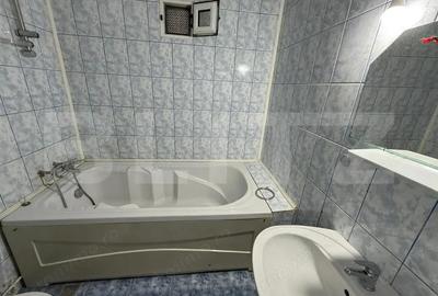 Apartament cu 4 camere decomandat în Central - 2