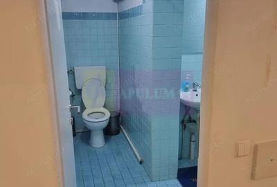 Spa?iul este pretabil pentru Cabinet Medical Birouri Showroom - 3