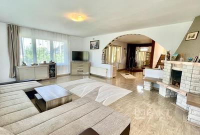 Casă individuală cu 7 camere cu Piscina în Zorilor