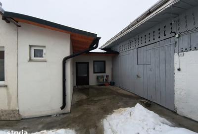 Casă cu 4 camere cu Teren 1500 Mp în Adâncata - 4