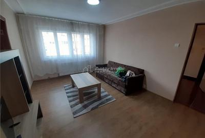Apartament cu 2 camere semidecomandat în Micro III - 6