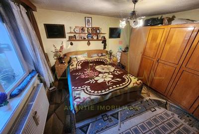 Casă cu Teren 570 Mp în Crișan - 2