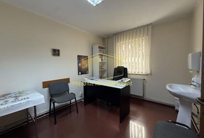 Spațiu comercial, de 67 mp, în Spitalul Județean - 5