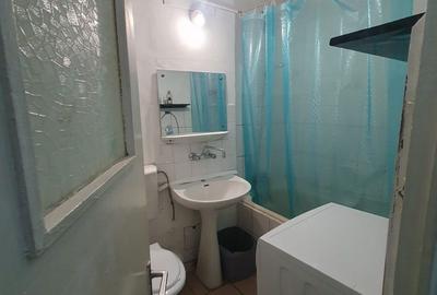 Garsonieră decomandată în Zorilor