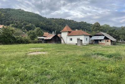 Casă cu 3 camere în Cotenești - 2