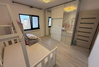 Apartament cu 3 camere decomandat în 13 Septembrie - 6