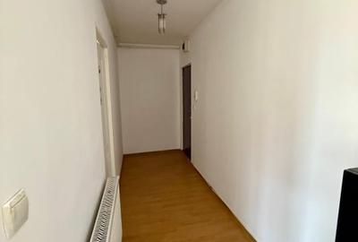 Apartament cu 3 camere semidecomandat în Girocului - 4