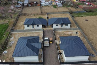 Casă cu 4 camere cu Teren 380 Mp în Hemeiuș - 2