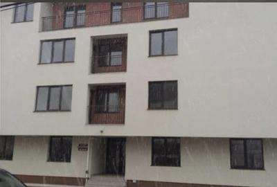 Apartament cu 3 camere semidecomandat în Central - 5