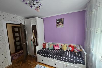 Apartament cu 3 camere semidecomandat în Dacia - 14