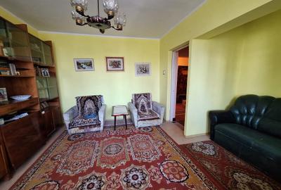 De vânzare – apartament cu 4 camere în Micro 20, zona Restaurantului „2 Cocoși” - 2