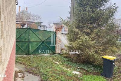 Casă cu 4 camere în Santăul Mare - 6