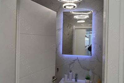 Apartament cu 3 camere decomandat în Central - 1