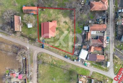 Casă cu 5 camere cu Teren 1553 Mp în Silagiu - 12