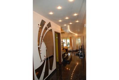 REV0002800 Vila de vanzare cu vedere la lac Laguna Albastra Corbeanca - 16