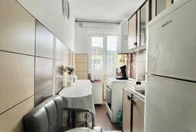 Apartament cu 3 camere semidecomandat, mobilat în Spitalul Județean - 9