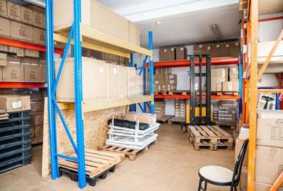 Spa?iu comercial de 158 mp de vanzare in Roman - 7