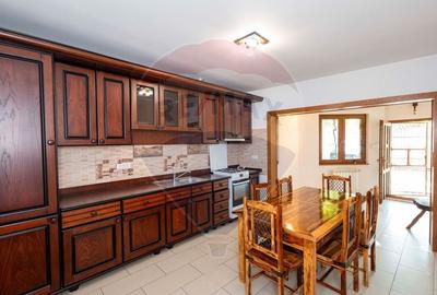 Casa 5 camere + spațiu comercial zona centrala - 4