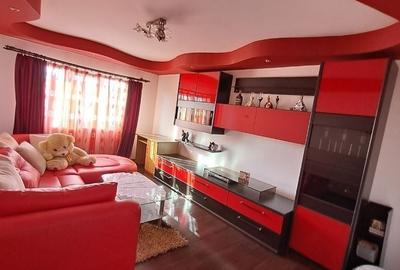 Apartament cu 3 camere în Central - 1