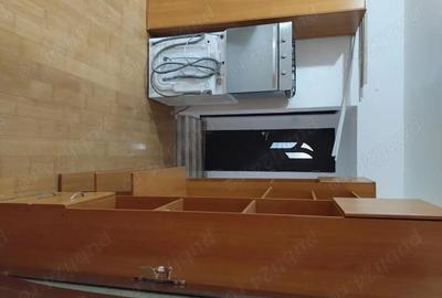 Apartament cu 2 camere semidecomandat în Titu - 4