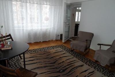 Apartament cu 2 camere decomandat în Mihai Viteazul - 2