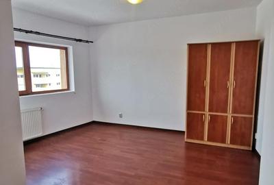 Garsonieră decomandată în Valea Aurie - 2