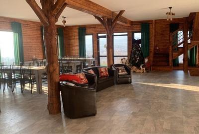 Casă cu 4 camere cu Teren 1000 Mp în Bătrâni - 1