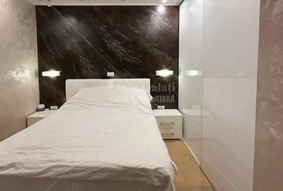 Apartament cu 6 camere decomandat în Faleză - 12