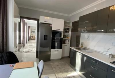 Apartament cu 3 camere decomandat în Central - 2