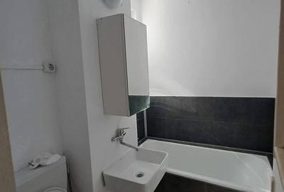 Apartament cu 3 camere decomandat în Central - 2