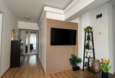 Apartament cu 3 camere în Cetate - 1