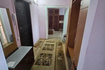 Apartament cu 2 camere decomandat în Vitan