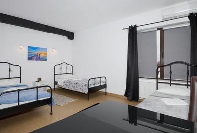 Afacere la cheie! Hotel - restaurant cu peste 40 locuri  cazare - 12