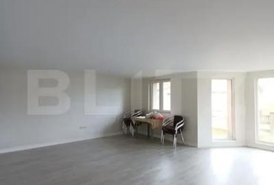 Casă cu 5 camere cu Teren 1590 Mp în Luna - 9