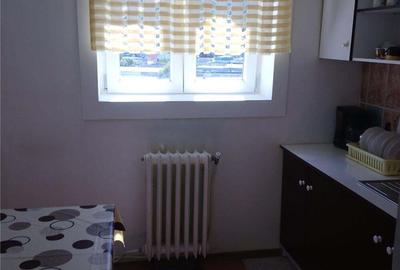 Apartament cu 2 camere decomandat în Orșova - 1