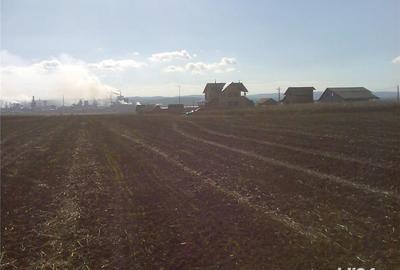 Teren de 3935 mp, în Nazna - 8