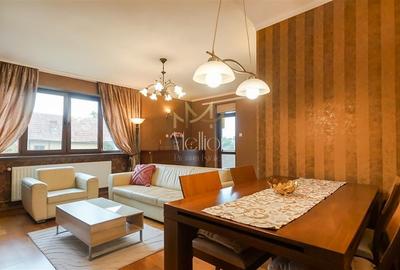 Apartament cu 4 camere decomandat în Gruia