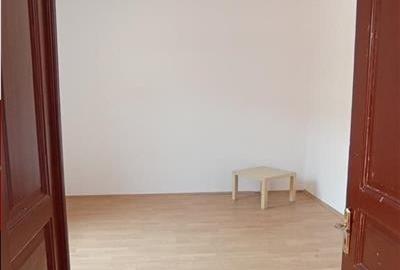 Corp casa 4 camere, pentru birou, Parcul Carol-Autogara Filaret