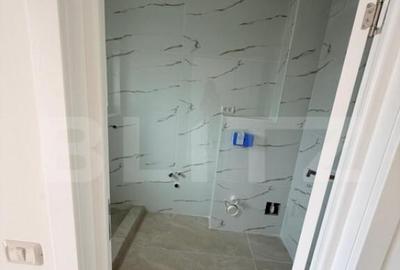 Casă cu 4 camere cu Teren 475 Mp în Central