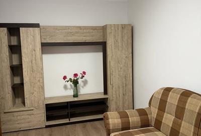 Apartament cu 2 camere decomandat în Drumul Taberei