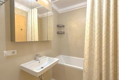 Apartament cu 2 camere nedecomandat, mobilat în Tractorul - 9