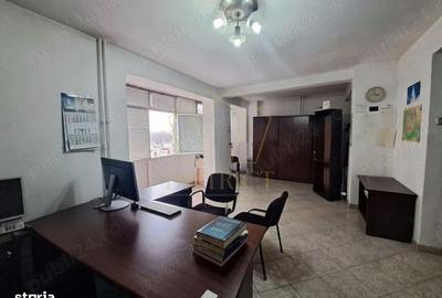 Apartament cu 2 camere decomandat în P-ța Victoriei