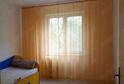 Inchiriez apartament 3 camere - 2